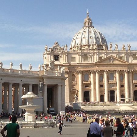 Una Notte Ai Musei Vaticani Apartment Roma Ngoại thất bức ảnh